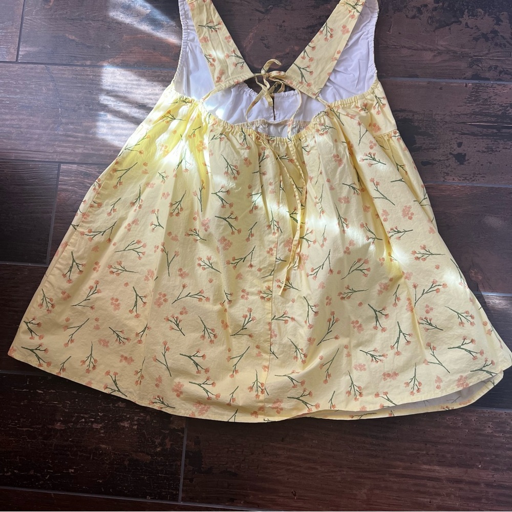 Topshop poplin sundress with gathered dress in yellow ditsy print size 12 - Picture 3 of 5